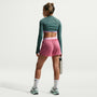 Shorts de correr Nike Dash Dri-FIT para niña talla grande – Peonía/Rosa suave medio/Blanco – vista 5