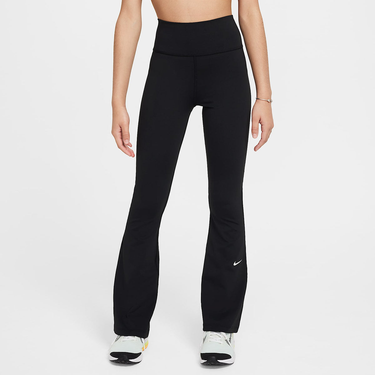 Leggings Dri-FIT acampanados para niña Nike One – Negro/Blanco – vista 1