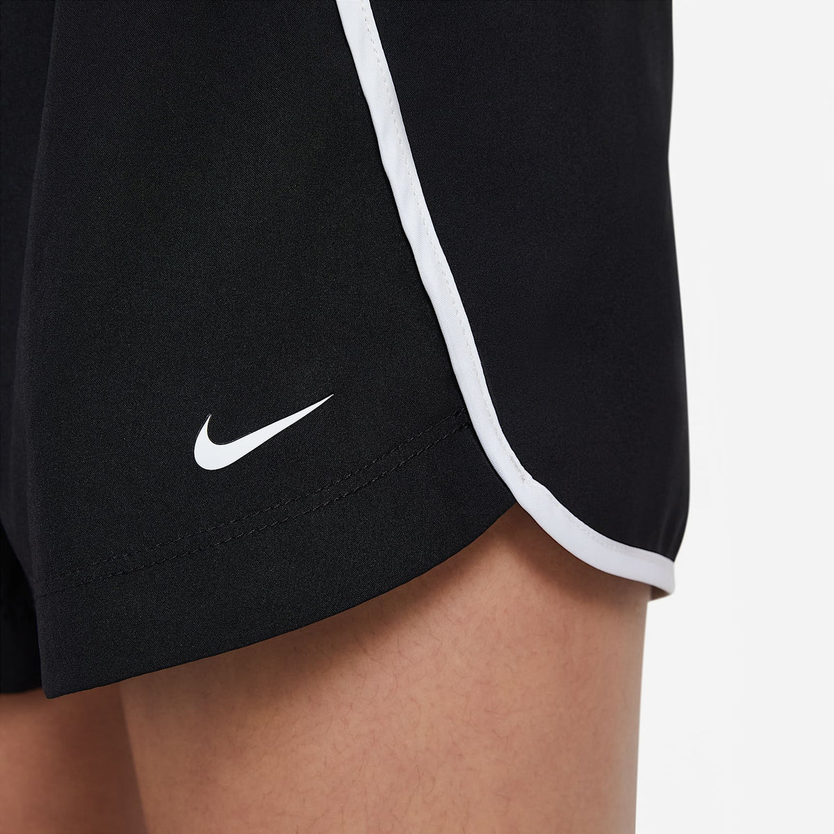 Shorts de running para niña talla grande Nike Dri-FIT Sprinter – Negro/Blanco/Blanco – vista 4