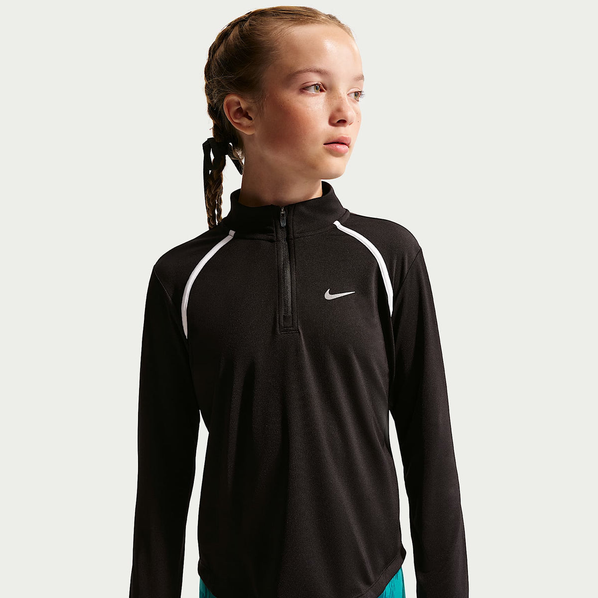 Playera de manga larga Dri-FIT de medio cierre para niña talla grande Nike Tempo – Negro/Negro/Blanco – vista 1