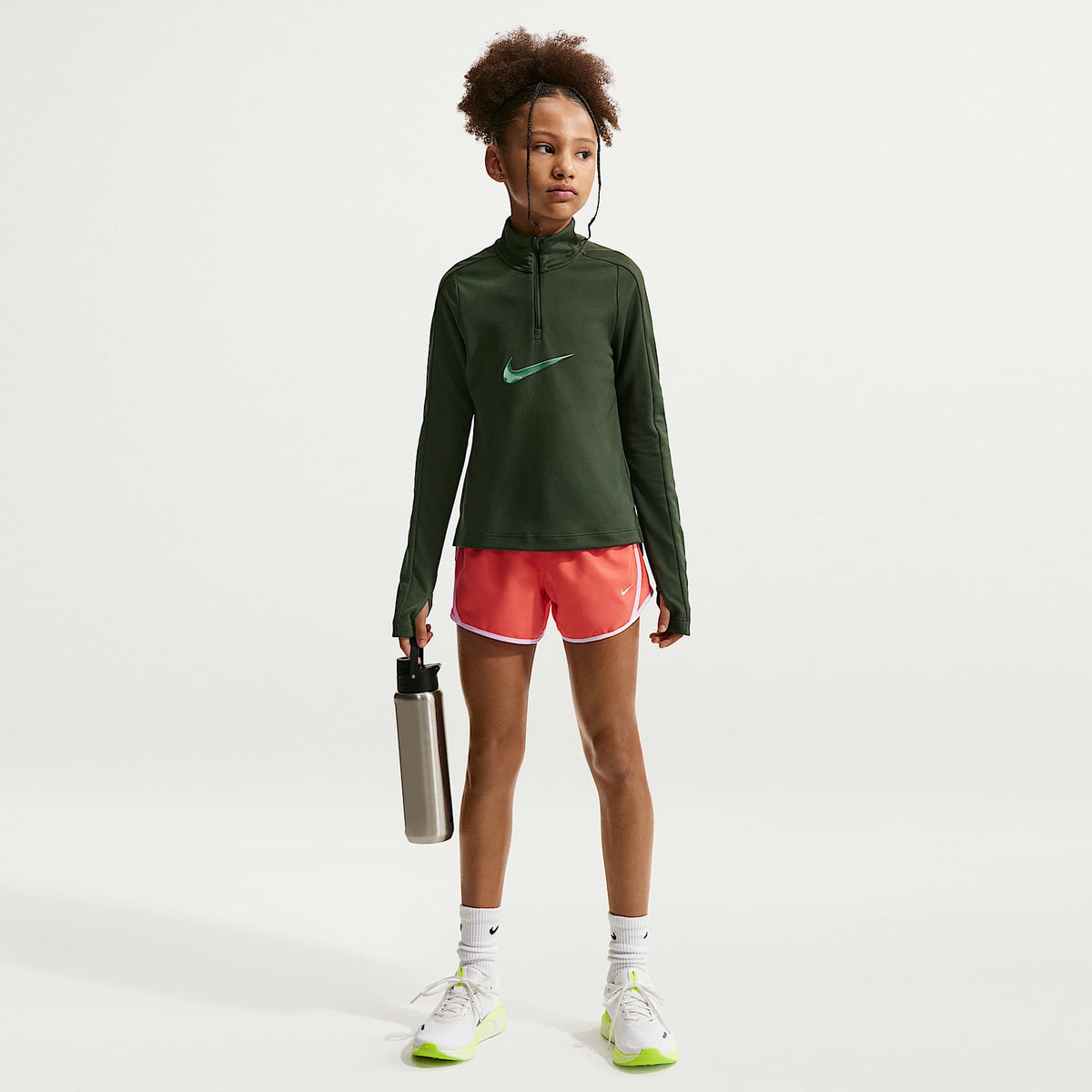 Shorts de correr Dri-FIT para niña talla grande Nike Tempo – Naranja césped/Naranja césped/Blanco/Blanco – vista 1