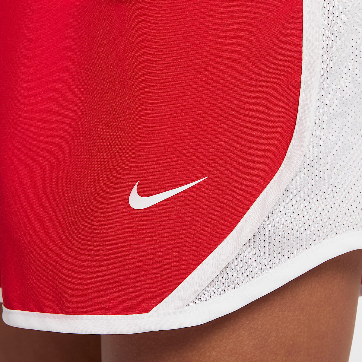 Shorts de correr Dri-FIT para niña talla grande Nike Tempo – Rojo universitario/Blanco/Blanco/Blanco – vista 5
