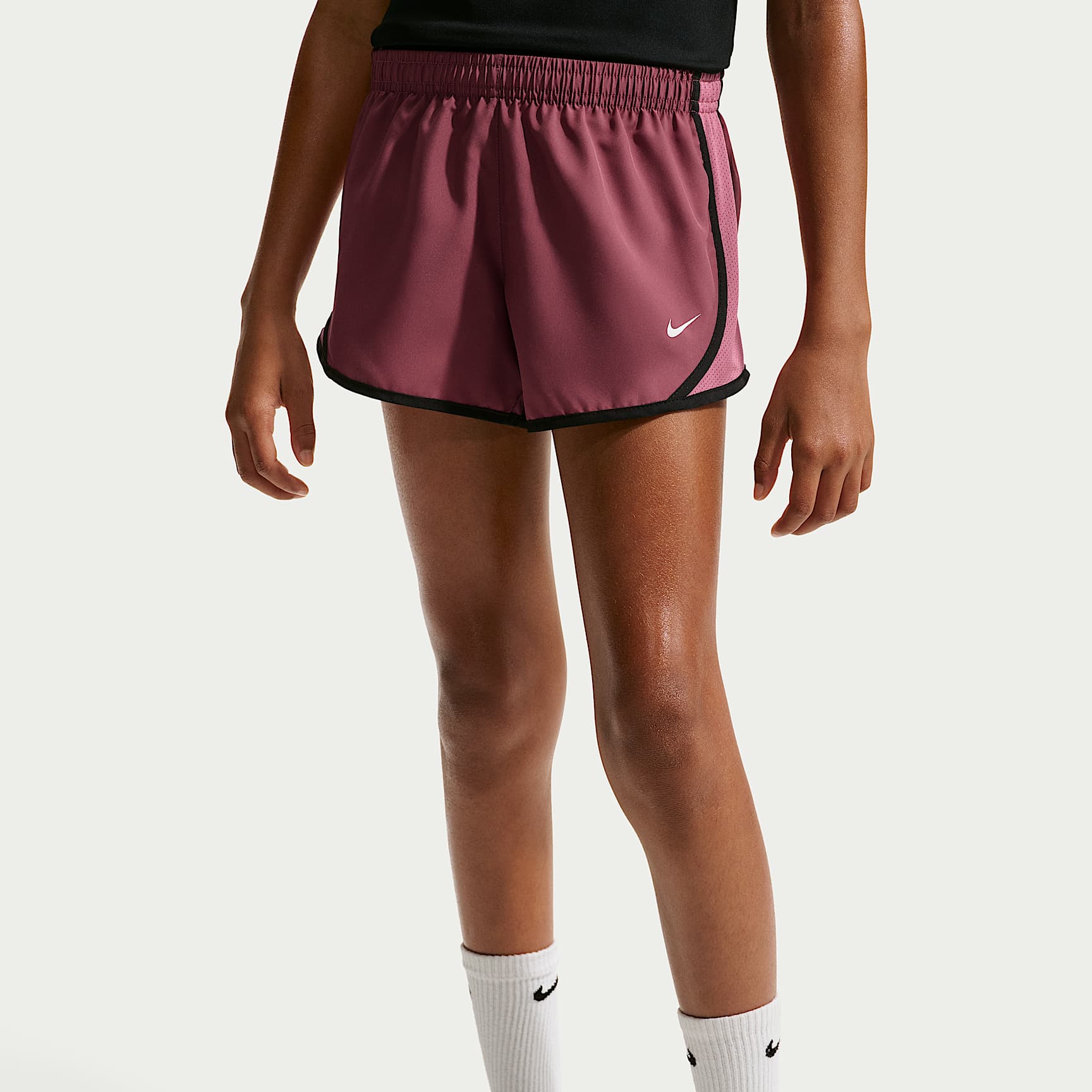 Shorts de correr Dri-FIT para niña talla grande Nike Tempo – Rosa humo/Baya del desierto/Blanco/Blanco – vista 2