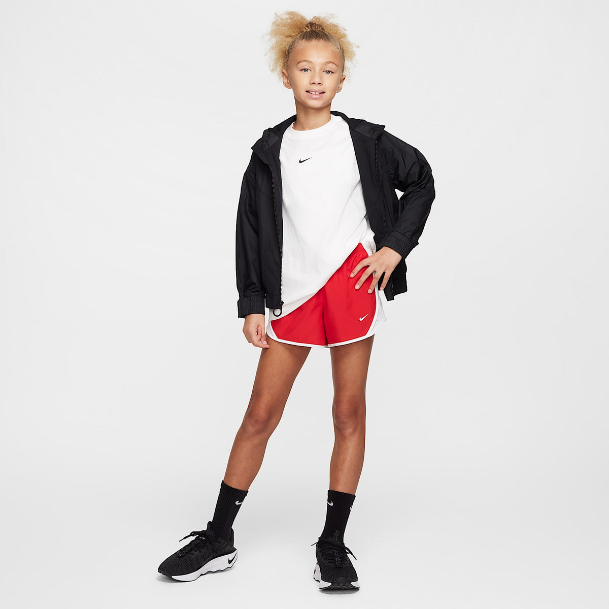 Shorts de correr Dri-FIT para niña talla grande Nike Tempo – Rojo universitario/Blanco/Blanco/Blanco – vista 6