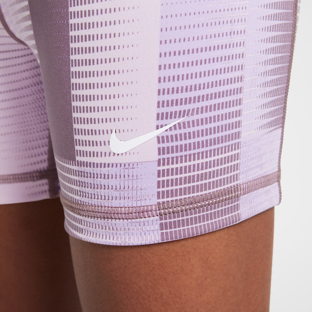 Shorts de 13 cm para niña Nike Pro – Hortensias/Gris topo/Blanco – vista 5