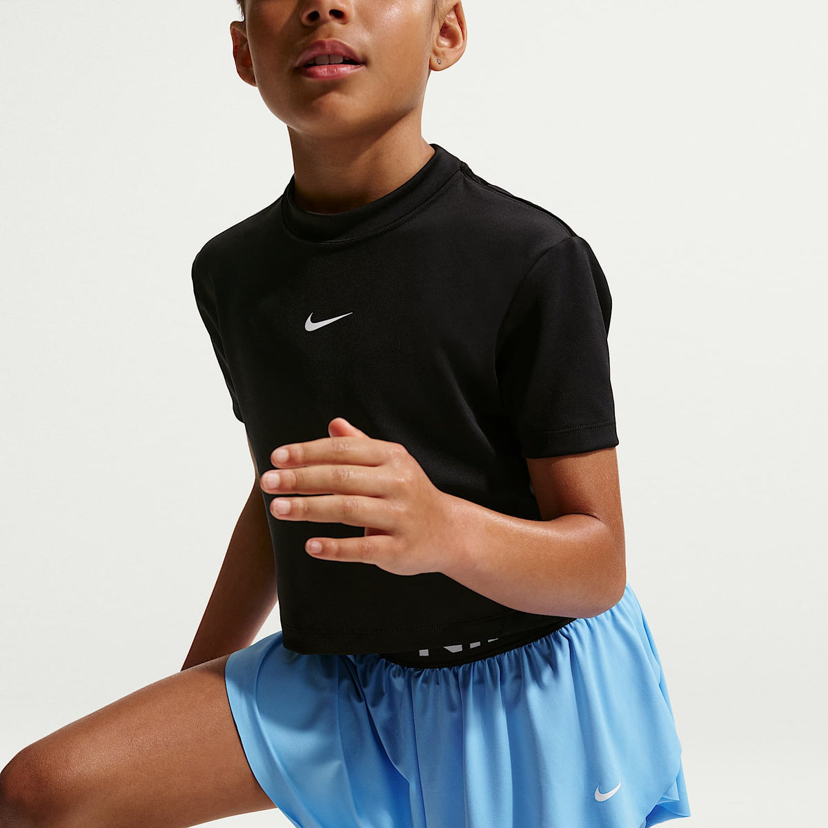 Shorts Dri-FIT 2 en 1 para niña talla grande Nike Pro – Azul fútbol/Negro/Blanco – vista 4
