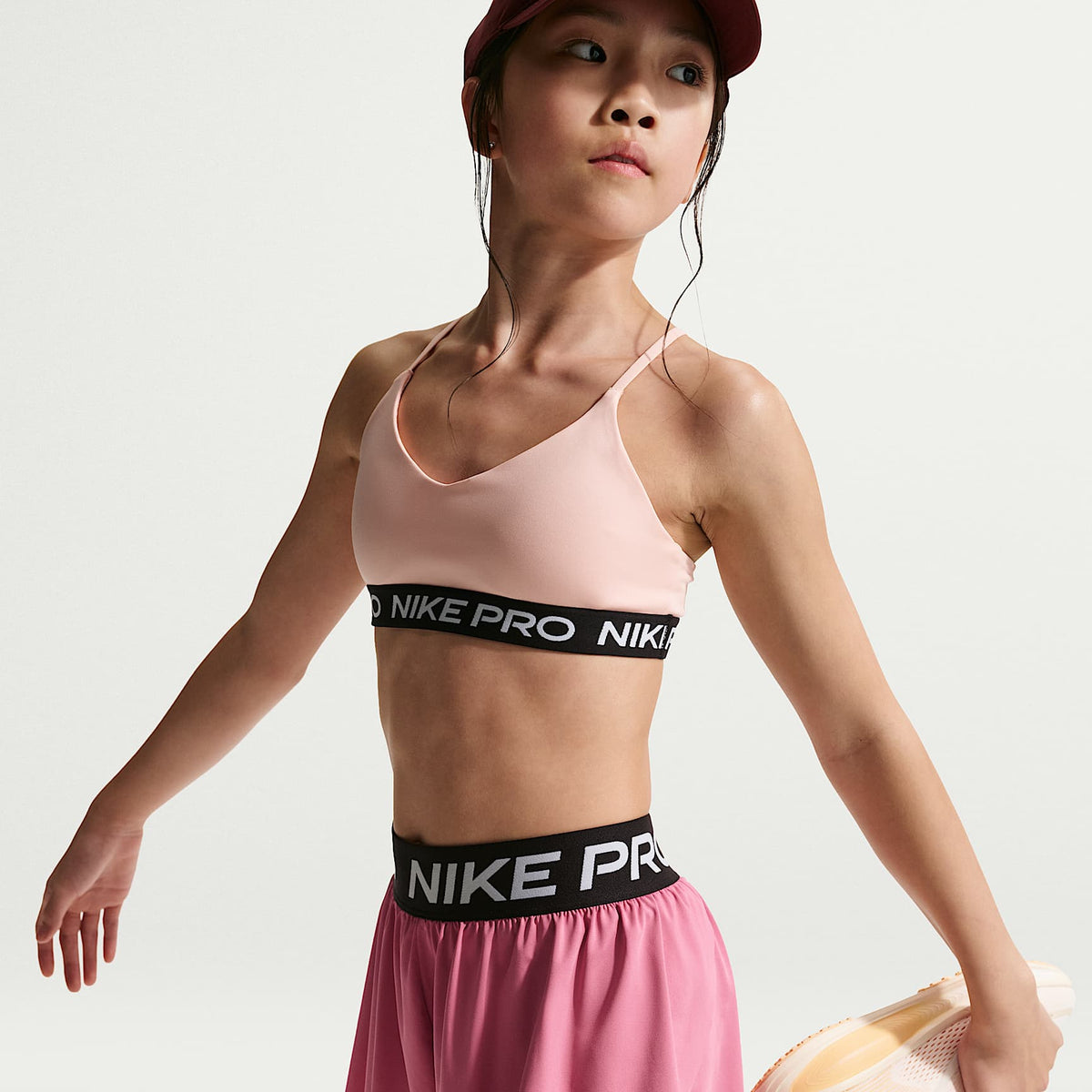 Shorts Dri-FIT 2 en 1 para niña talla grande Nike Pro – Peonía/Negro/Blanco – vista 4