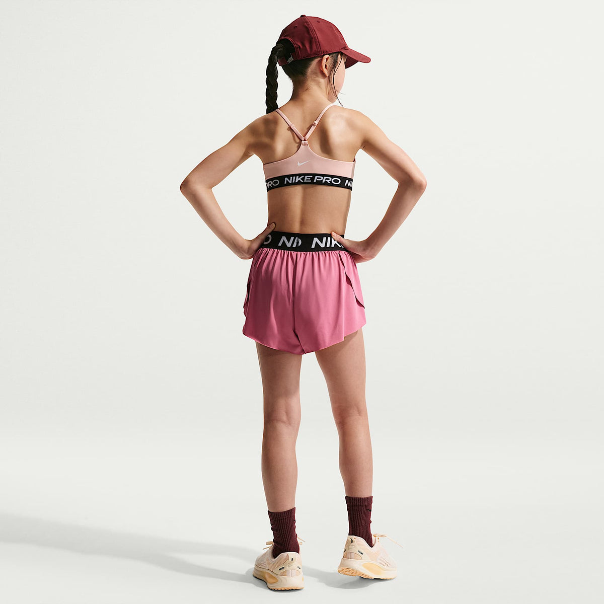 Shorts Dri-FIT 2 en 1 para niña talla grande Nike Pro – Peonía/Negro/Blanco – vista 5