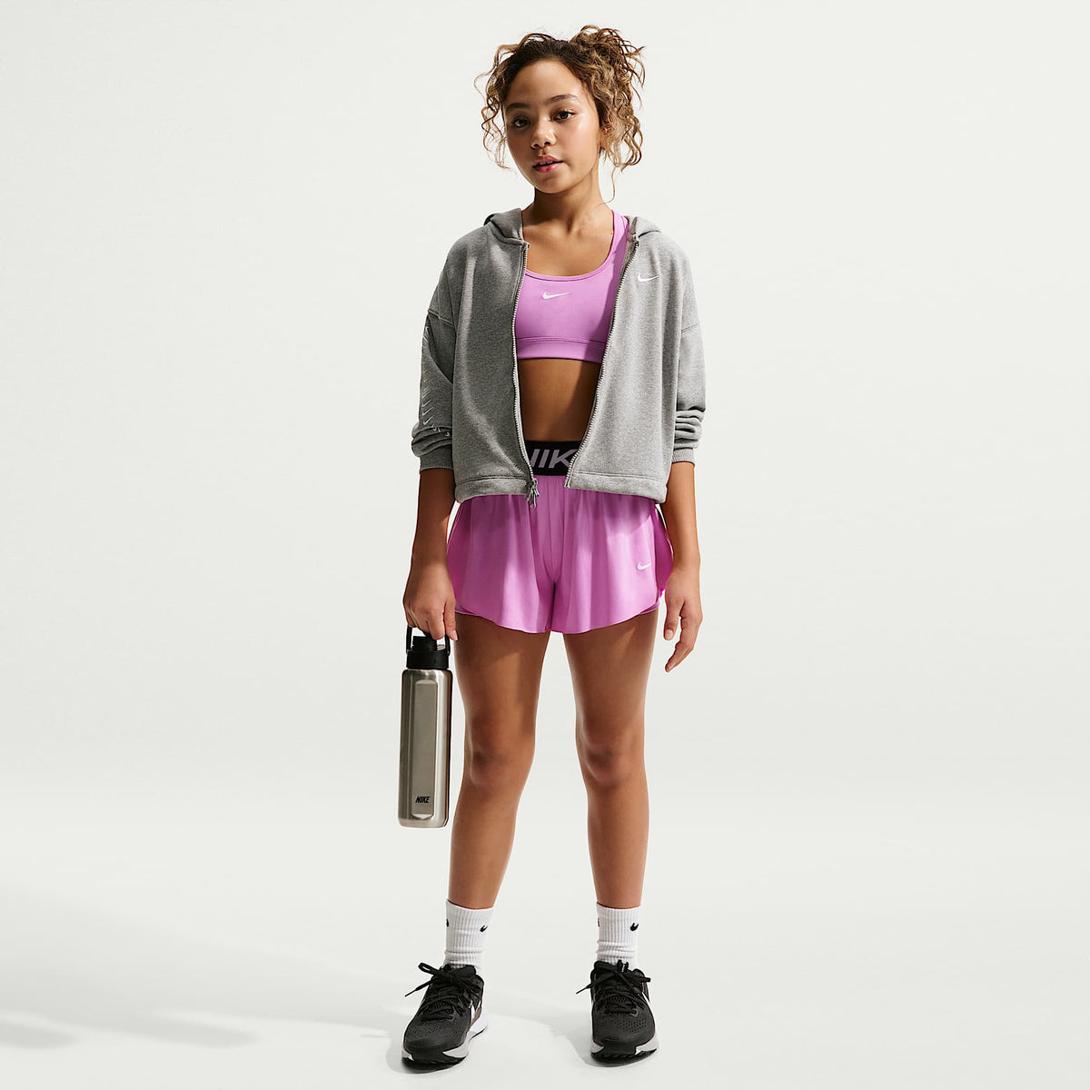 Shorts Dri-FIT 2 en 1 para niña talla grande Nike Pro – Magenta claro/Negro/Blanco – vista 1