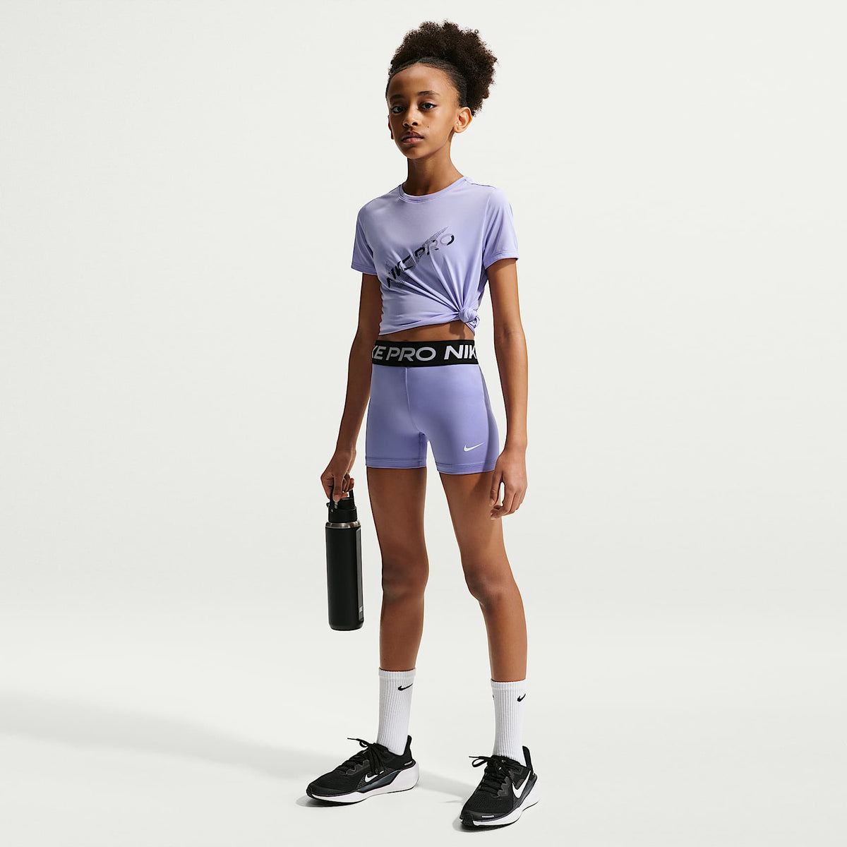 Shorts para niña Nike Pro – Cardo claro/Blanco – vista 1