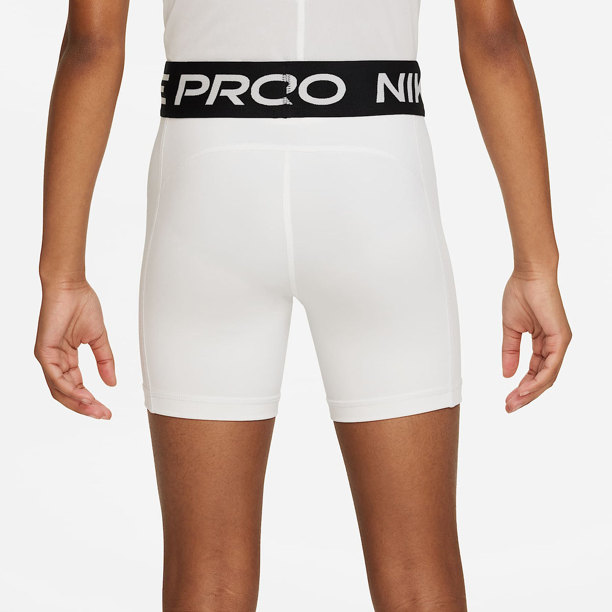 Shorts Dri-FIT de 13 cm para niña talla grande Nike Pro – Blanco/Negro – vista 3