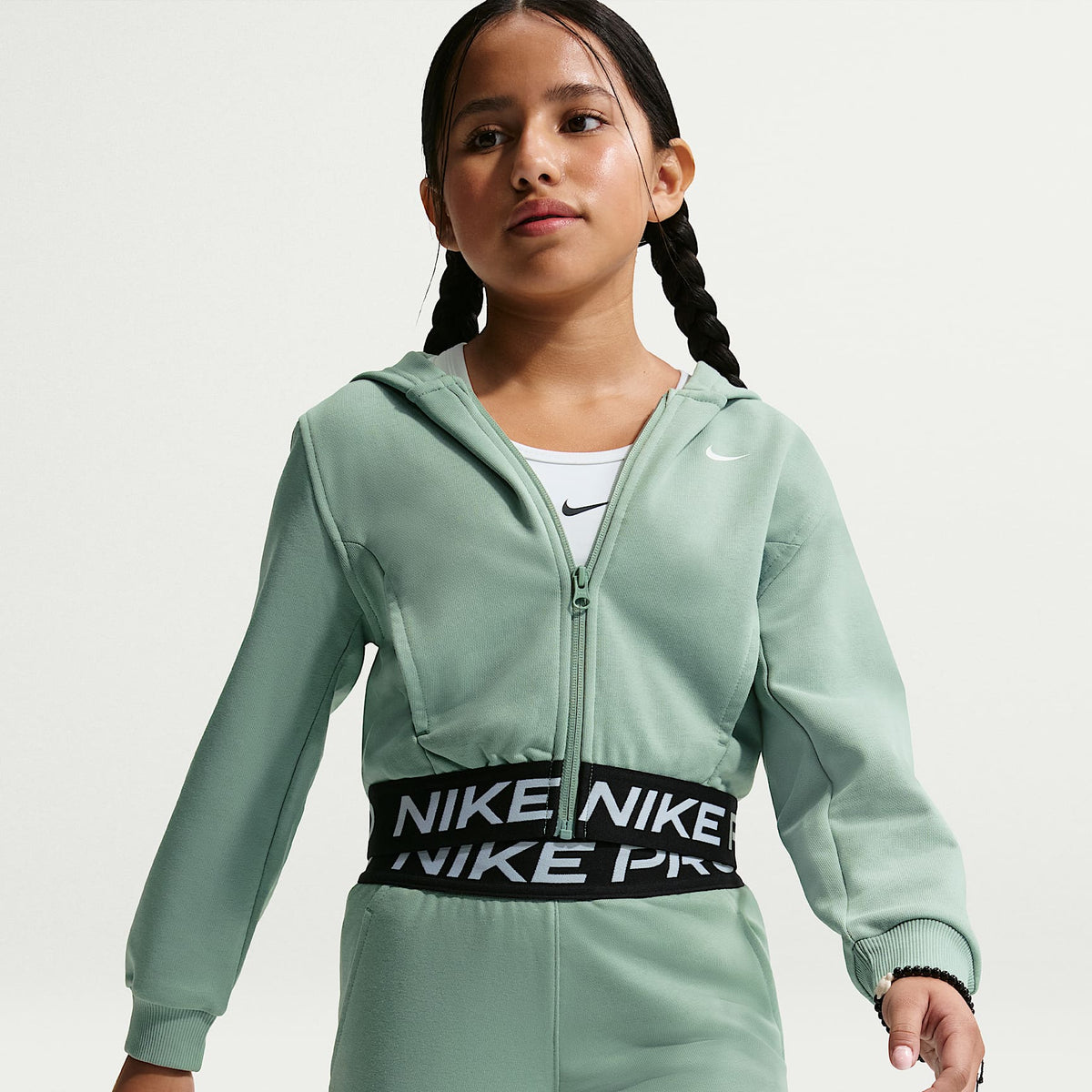 Sudadera con gorro Dri-FIT de cierre completo para niña talla grande Nike Pro Fleece – Vapor/Vapor/Negro/Blanco – vista 3
