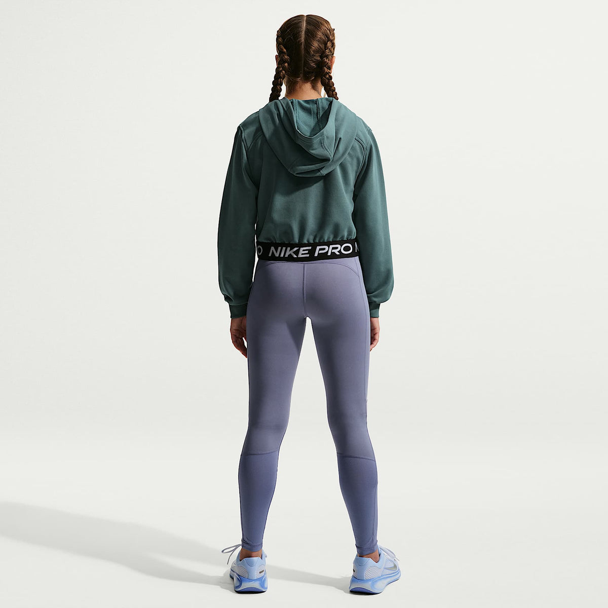 Sudadera con gorro Dri-FIT de cierre completo para niña talla grande Nike Pro Fleece – Pizarra mineral/Pizarra mineral/Negro/Blanco – vista 5