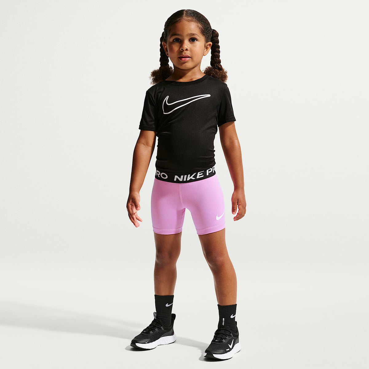 Shorts Dri-FIT para niños talla pequeña Nike Pro – Morado – vista 1