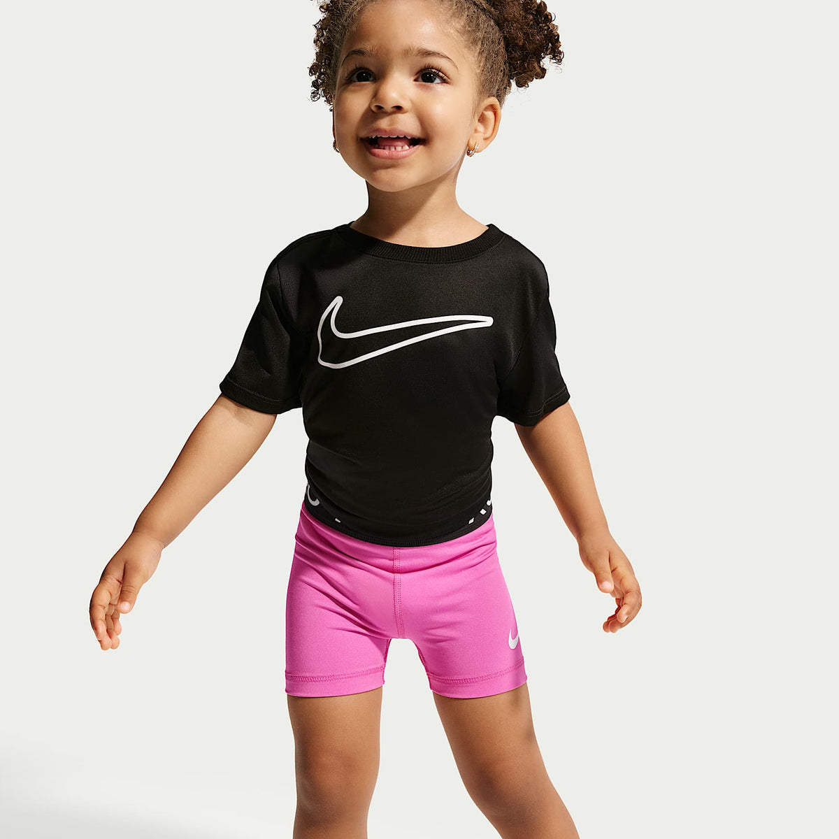 Shorts Dri-FIT infantiles Nike Pro – Rosa alegre – vista 4