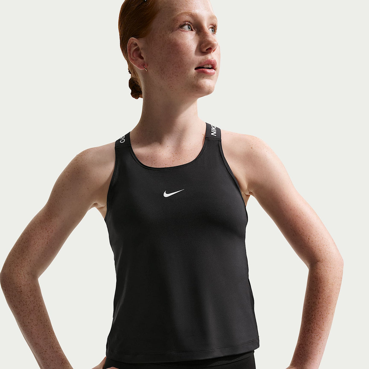 Camiseta de tirantes Dri-FIT para niñas talla grande Nike Pro – Negro/Negro/Blanco – vista 1