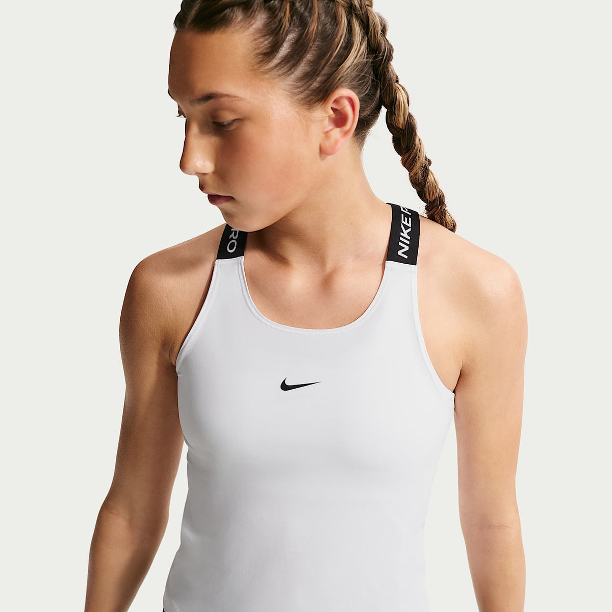 Camiseta de tirantes Dri-FIT para niñas talla grande Nike Pro – Blanco/Negro/Negro – vista 1