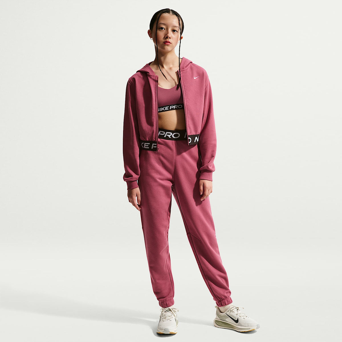 Indy bra para niñas talla grande Nike Pro – Rosa humo – vista 4