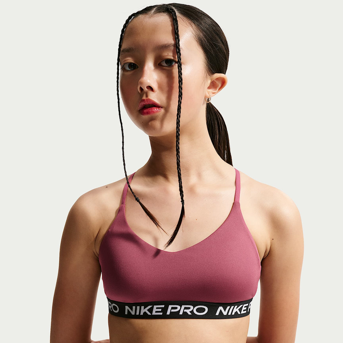 Indy bra para niñas talla grande Nike Pro – Rosa humo – vista 1