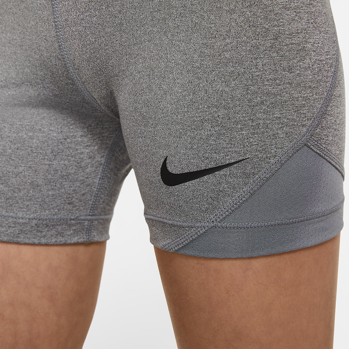 Shorts para niña talla grande Nike Pro – Carbono jaspeado/Gris azulado/Gris azulado/Negro – vista 4