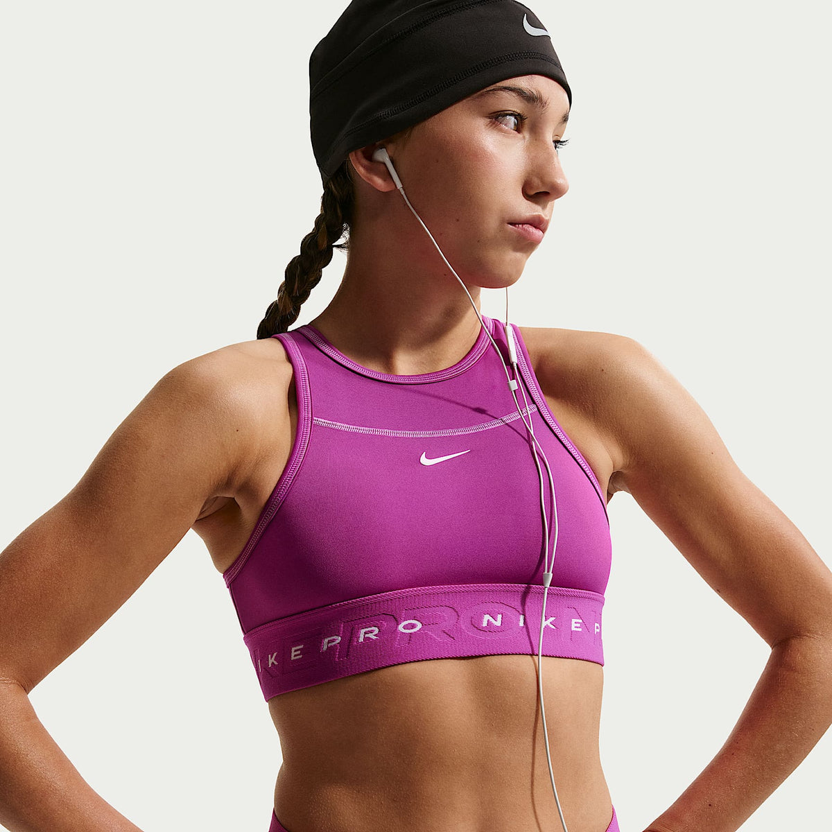 Paquete con bra deportivo para niñas Nike Pro Swoosh – Fucsia cálido/Magenta claro/Blanco – vista 1