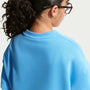 Sudadera de cuello redondo Dri-FIT de corte cuadrado para niña Nike Sportswear Club Fleece – Azul universitario/Azul universitario/Blanco – vista 2