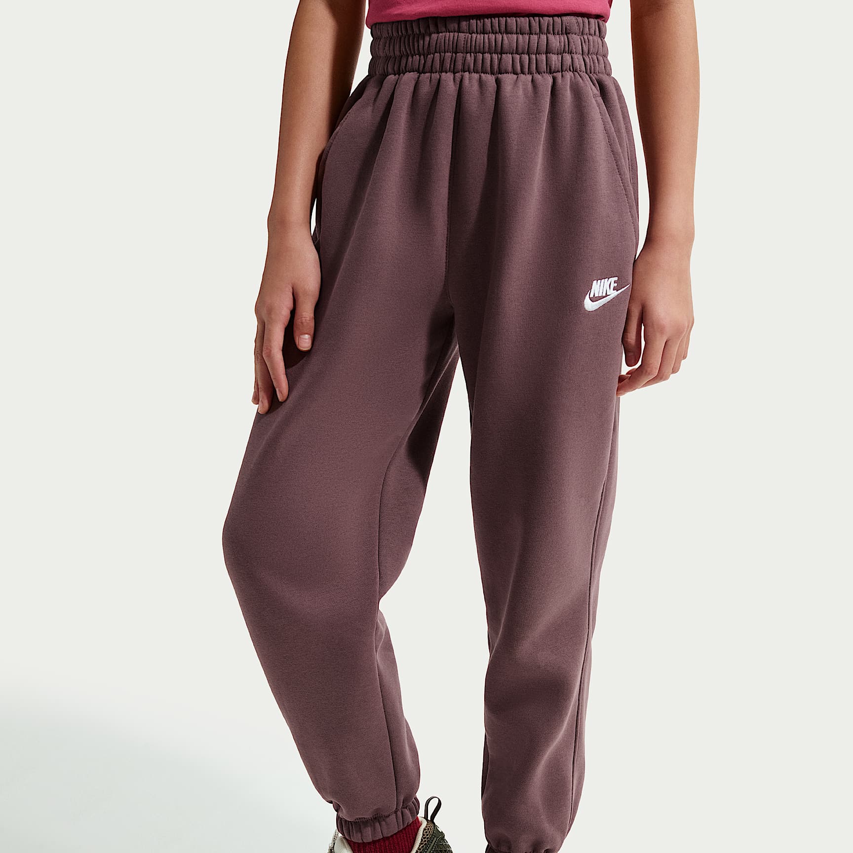 Pants holgados para niños talla grande Nike Sportswear Club Fleece – Tatuaje/Tatuaje/Blanco – vista 2