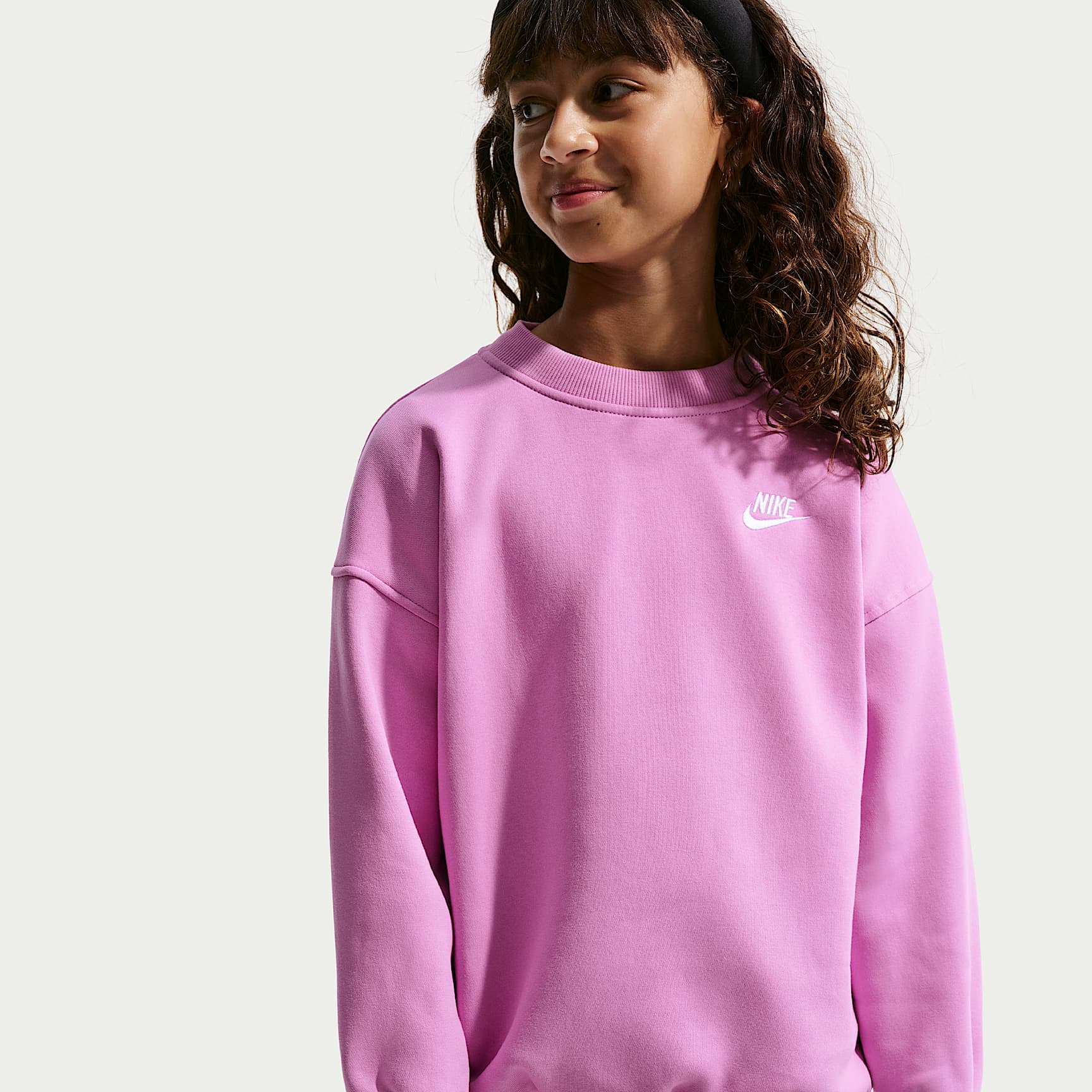Sudadera oversized para niños talla grande Nike Sportswear Club Fleece – Magenta claro/Magenta claro/Blanco – vista 2