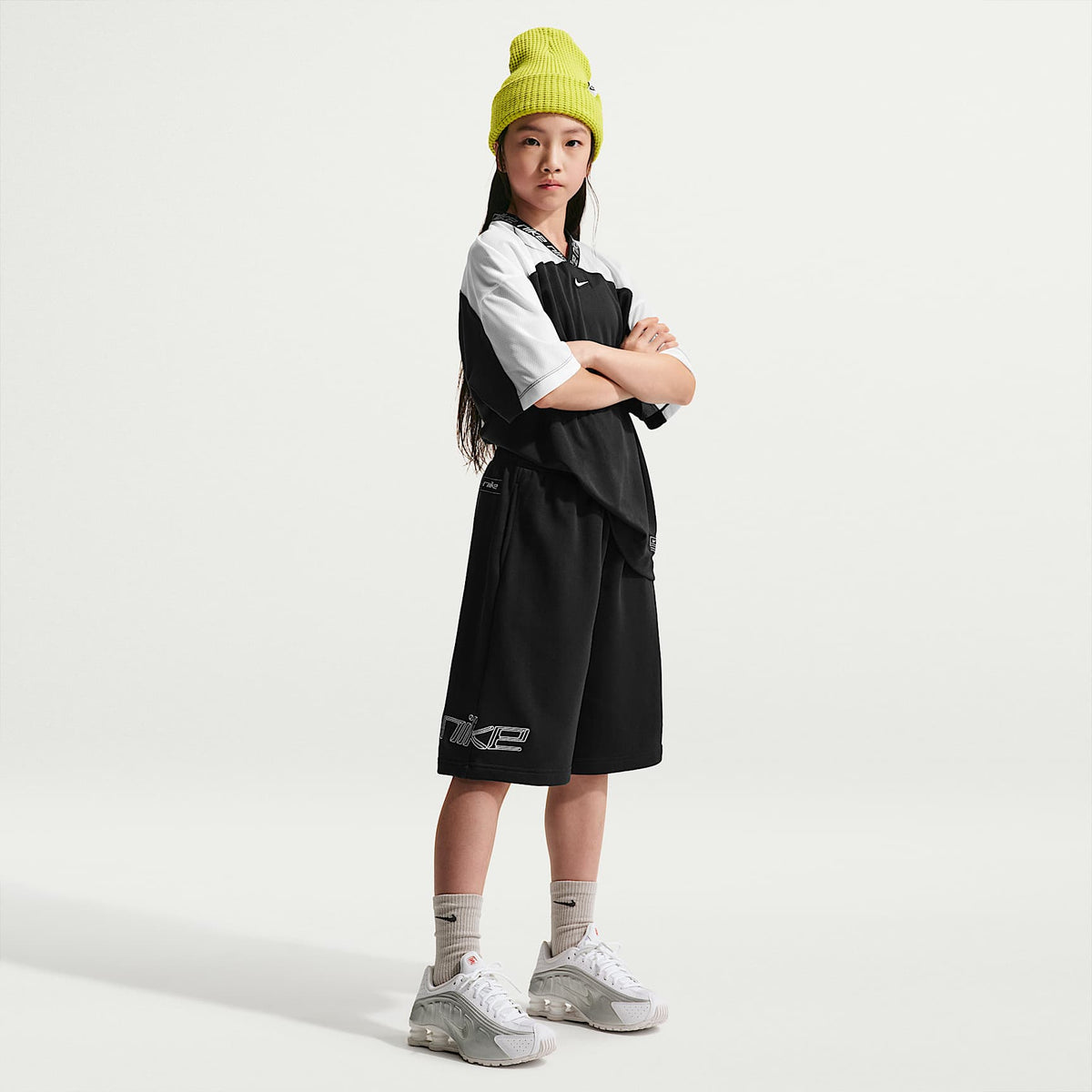 Shorts de French Terry para niña Nike Sportswear – Negro/Blanco – vista 1