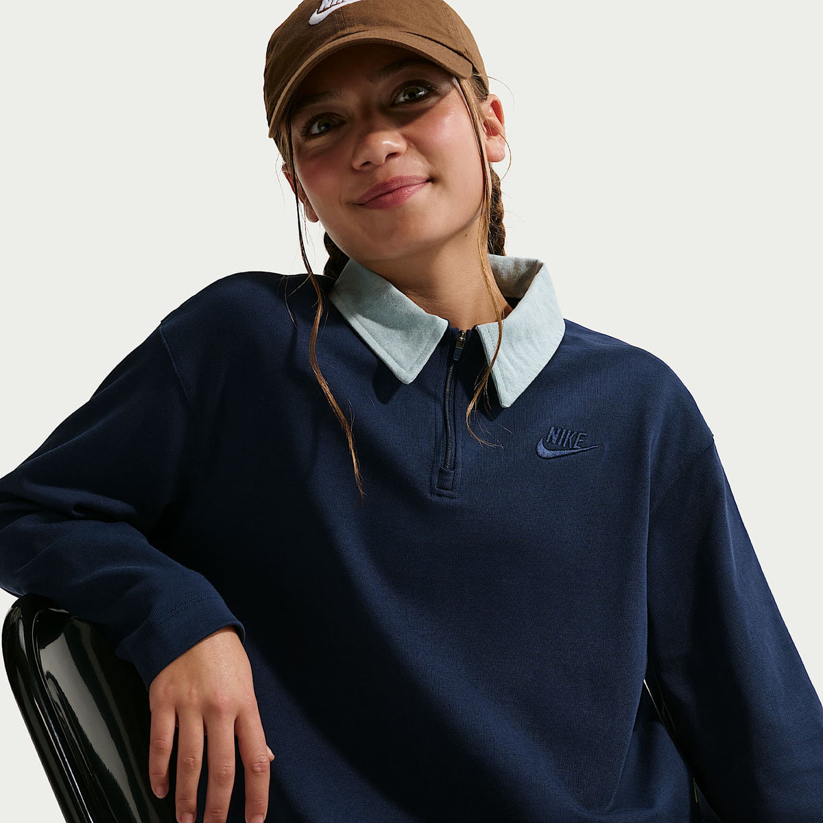 Polo de manga larga para niña talla grande Nike Sportswear Collection – Azul marino medianoche/Azul militar claro/Azul marino medianoche – vista 3