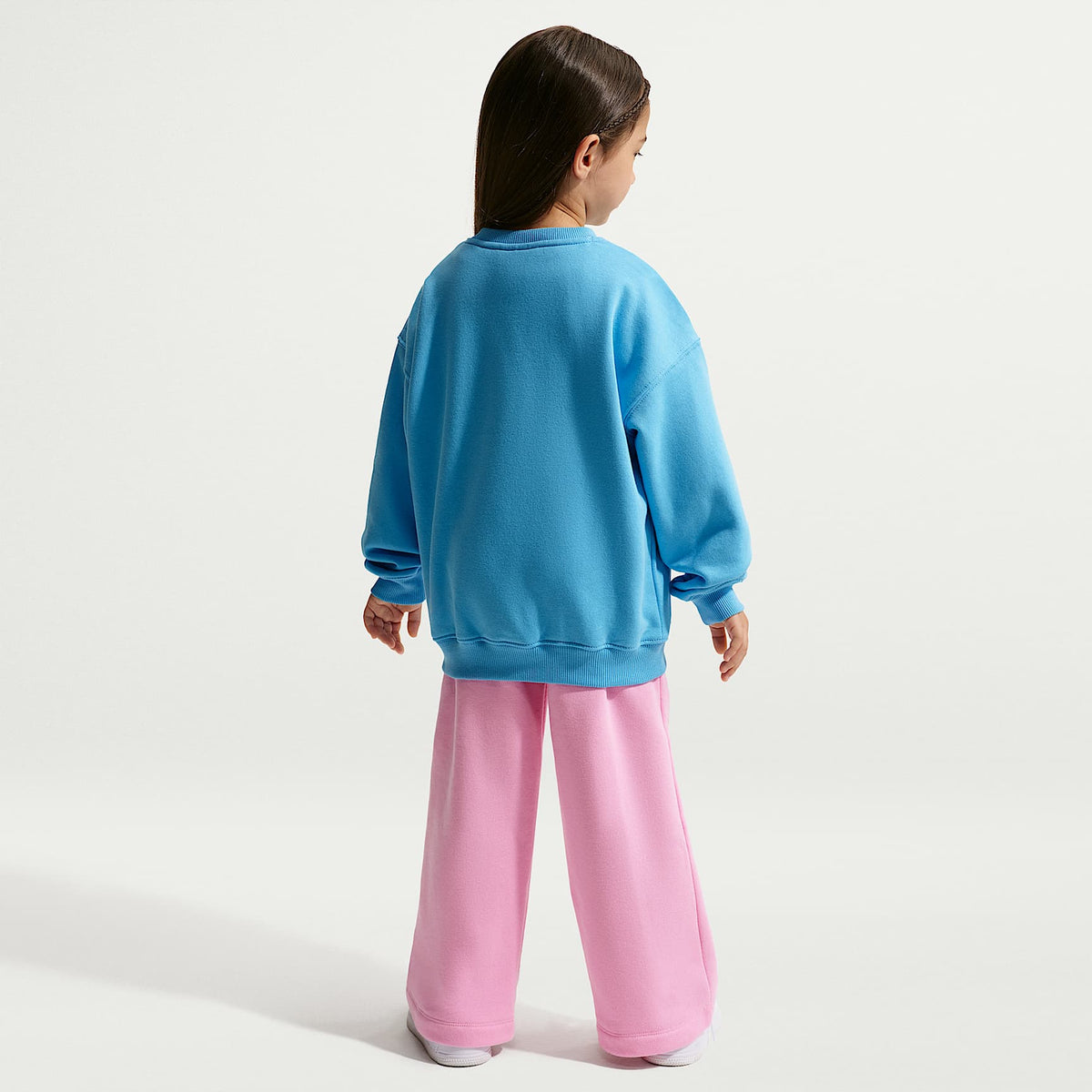 Nike Sportswear Sudadera oversize Studio de tejido Fleece para niños talla pequeña – Azul fútbol – vista 5