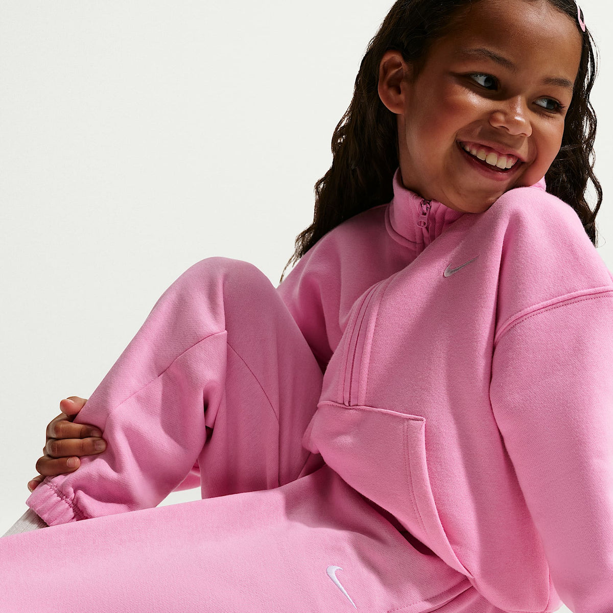 Pants holgados Studio Fleece para niños talla pequeña Nike Sportswear – Rosa amanecer – vista 4