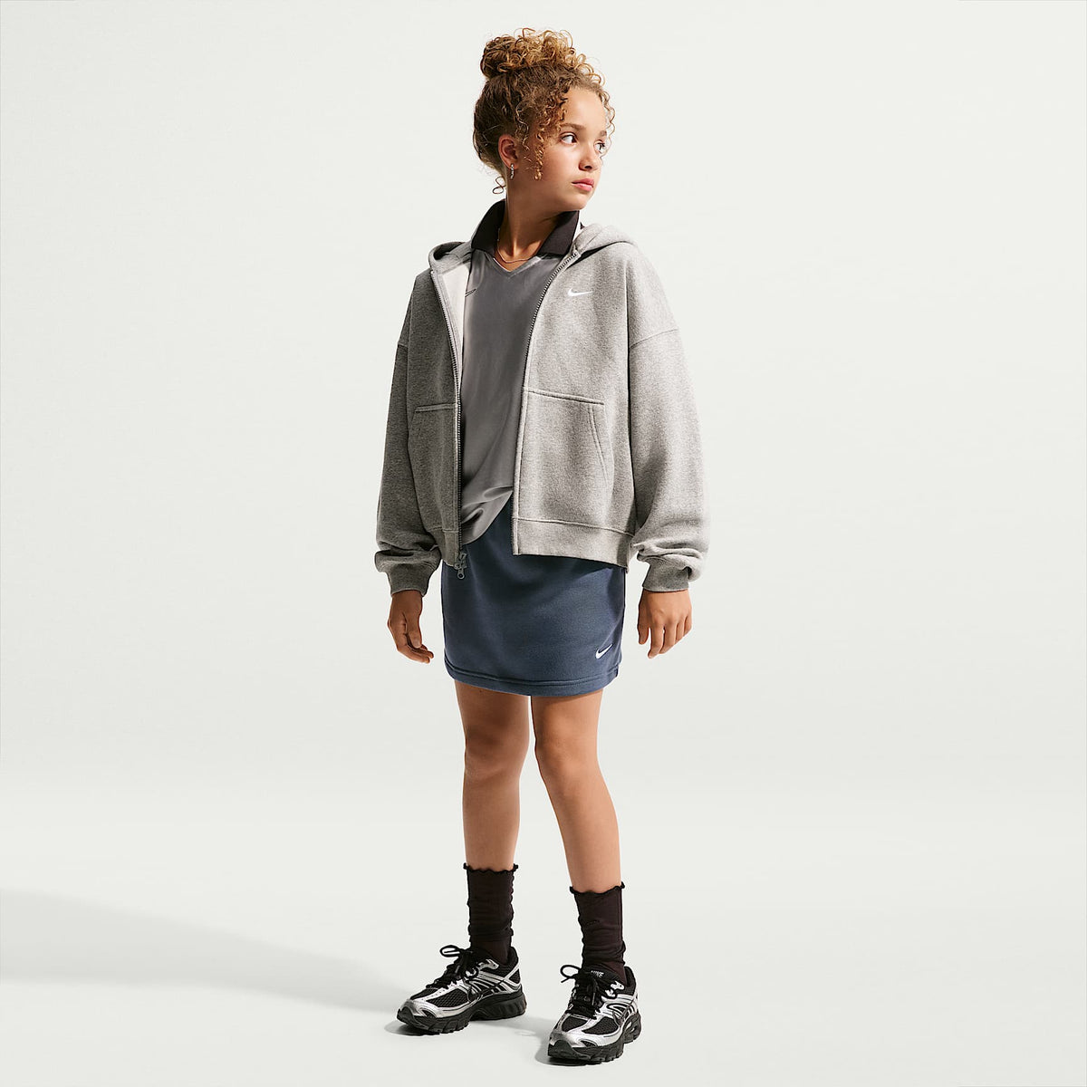 Falda de French Terry para niña talla grande Nike Sportswear Studio Fleece – Trueno azul/Blanco – vista 1