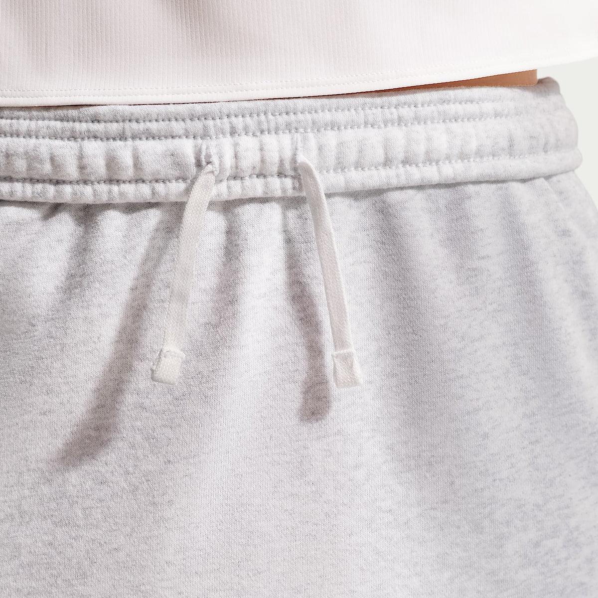 Falda de French Terry para niña talla grande Nike Sportswear Studio Fleece – Abedul jaspeado/Blanco/Blanco – vista 6