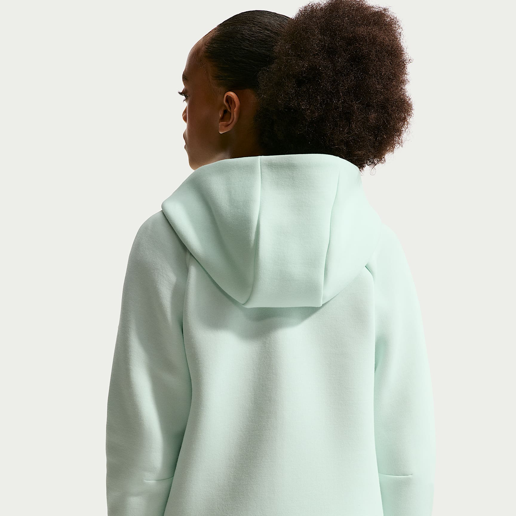 Sudadera con gorro de cierre completo para niña Nike Sportswear Tech Fleece – Verde ligero/Negro/Negro – vista 2