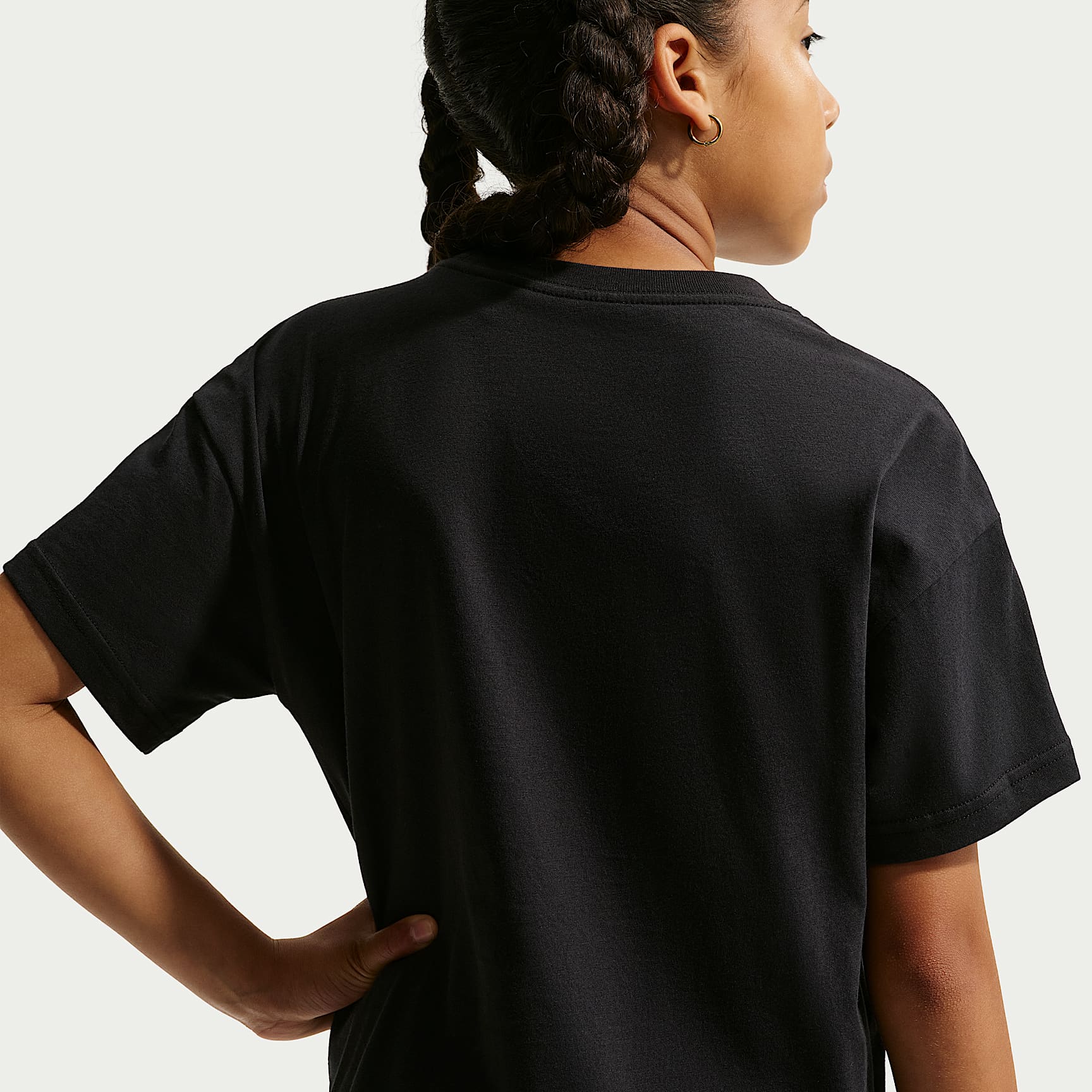 Playera para niña talla grande Nike Sportswear – Negro – vista 2