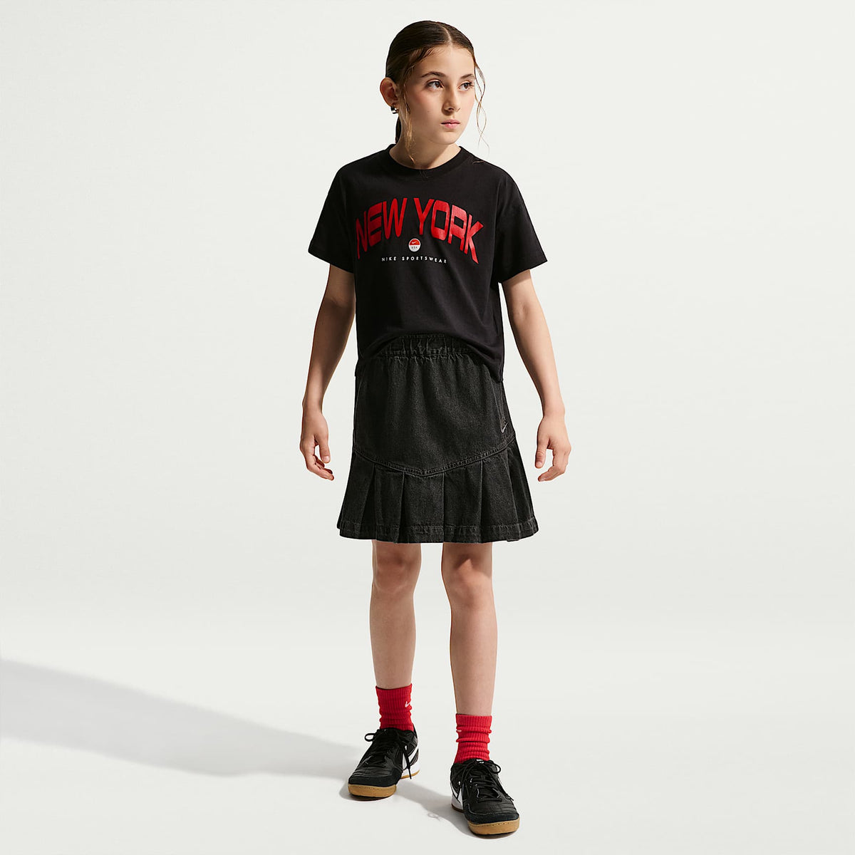 Playera para niña talla grande Nike Sportswear – Negro – vista 5