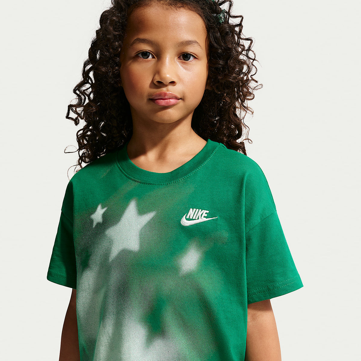 Playera para niña talla grande Nike Sportswear – Malaquita – vista 1