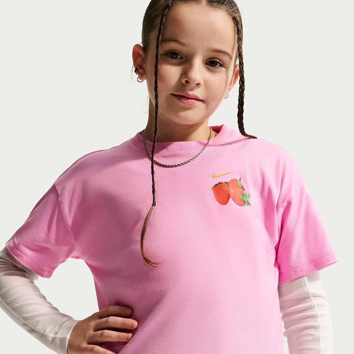 Playera para niña talla grande Nike Sportswear – Rosa amanecer – vista 3