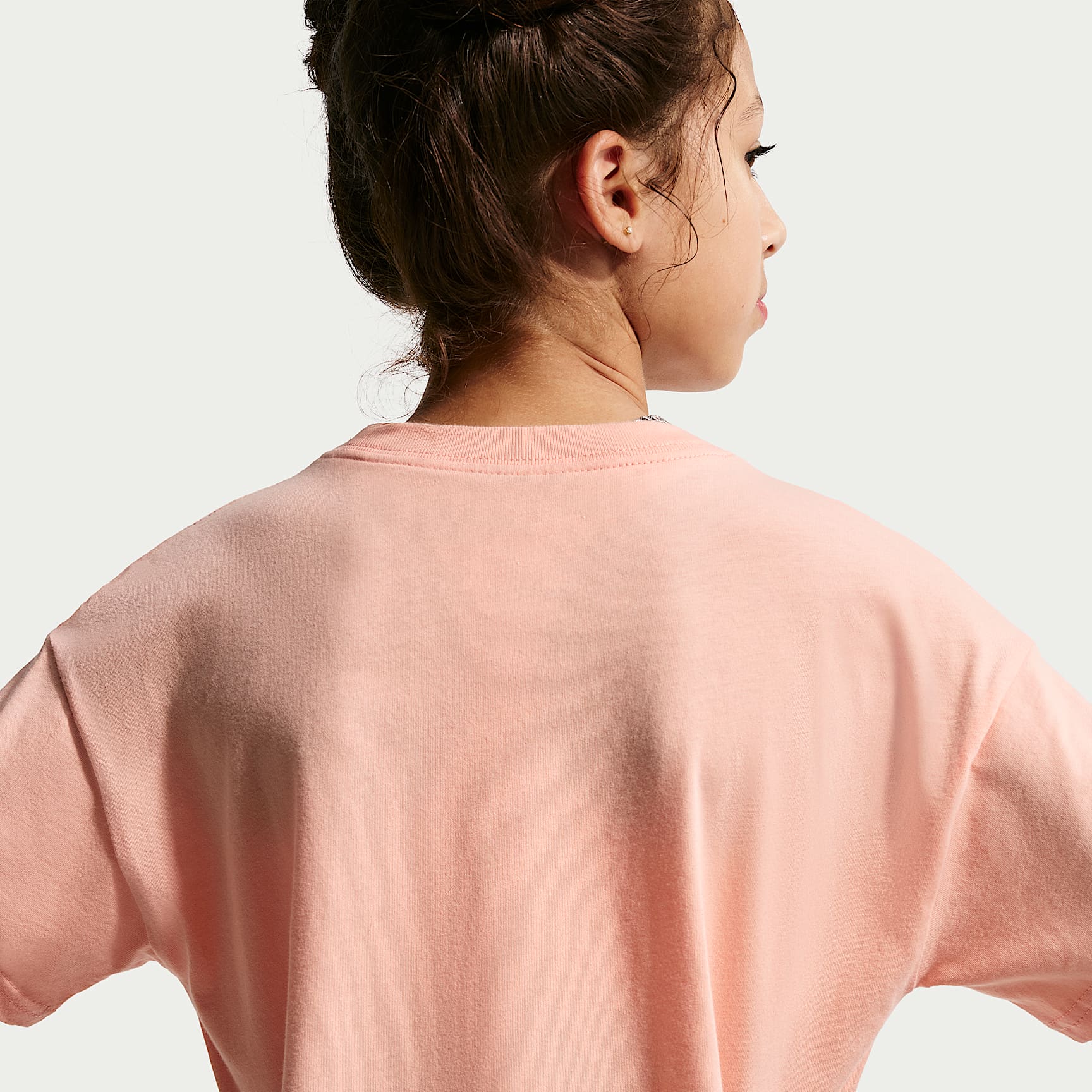 Playera para niña talla grande Nike Sportswear – Naranja ártico – vista 2