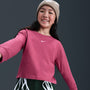 Playera de manga larga para niña talla grande Nike Sportswear Essential – Remolacha dulce – vista 3