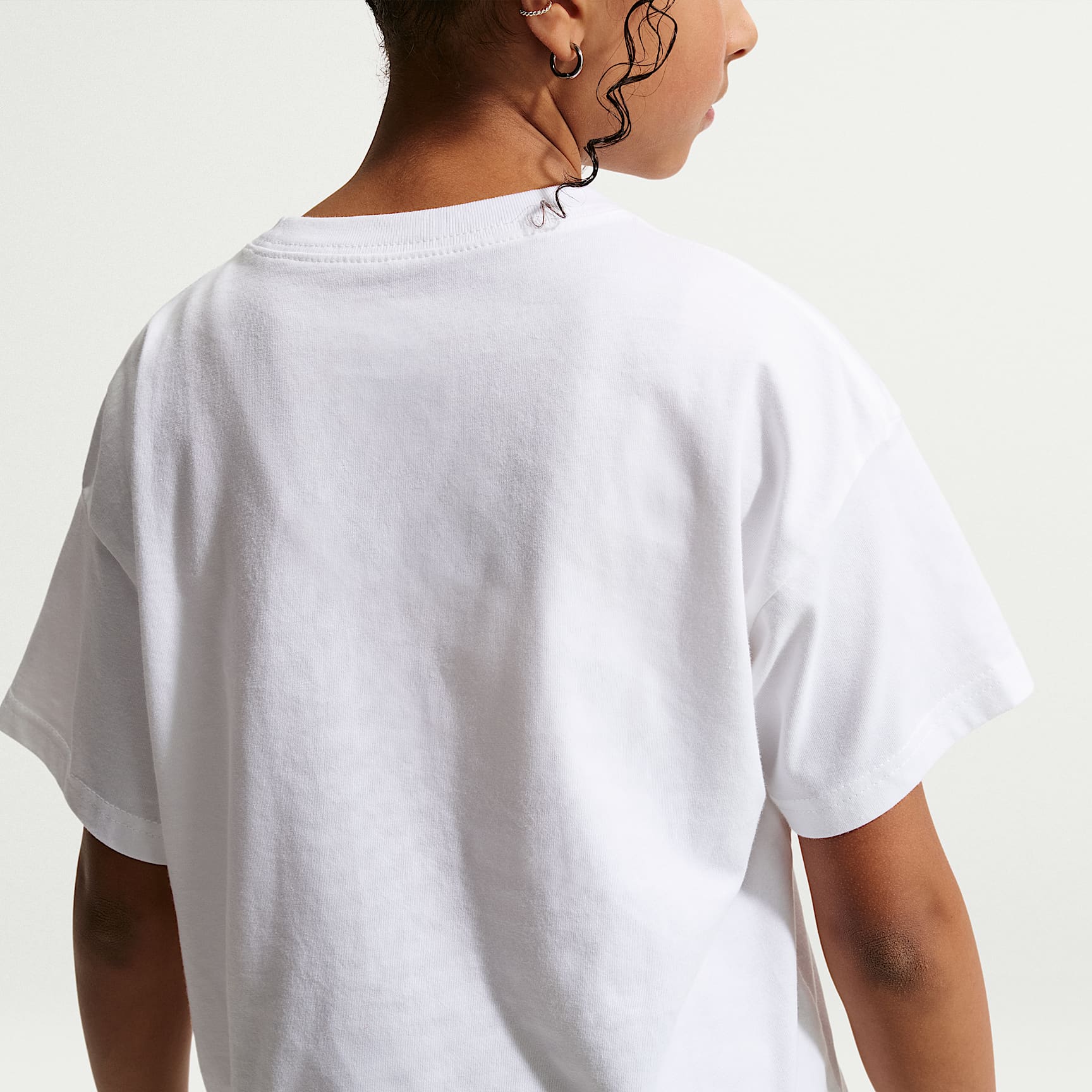 Playera para niña talla grande Nike Sportswear – Blanco – vista 2