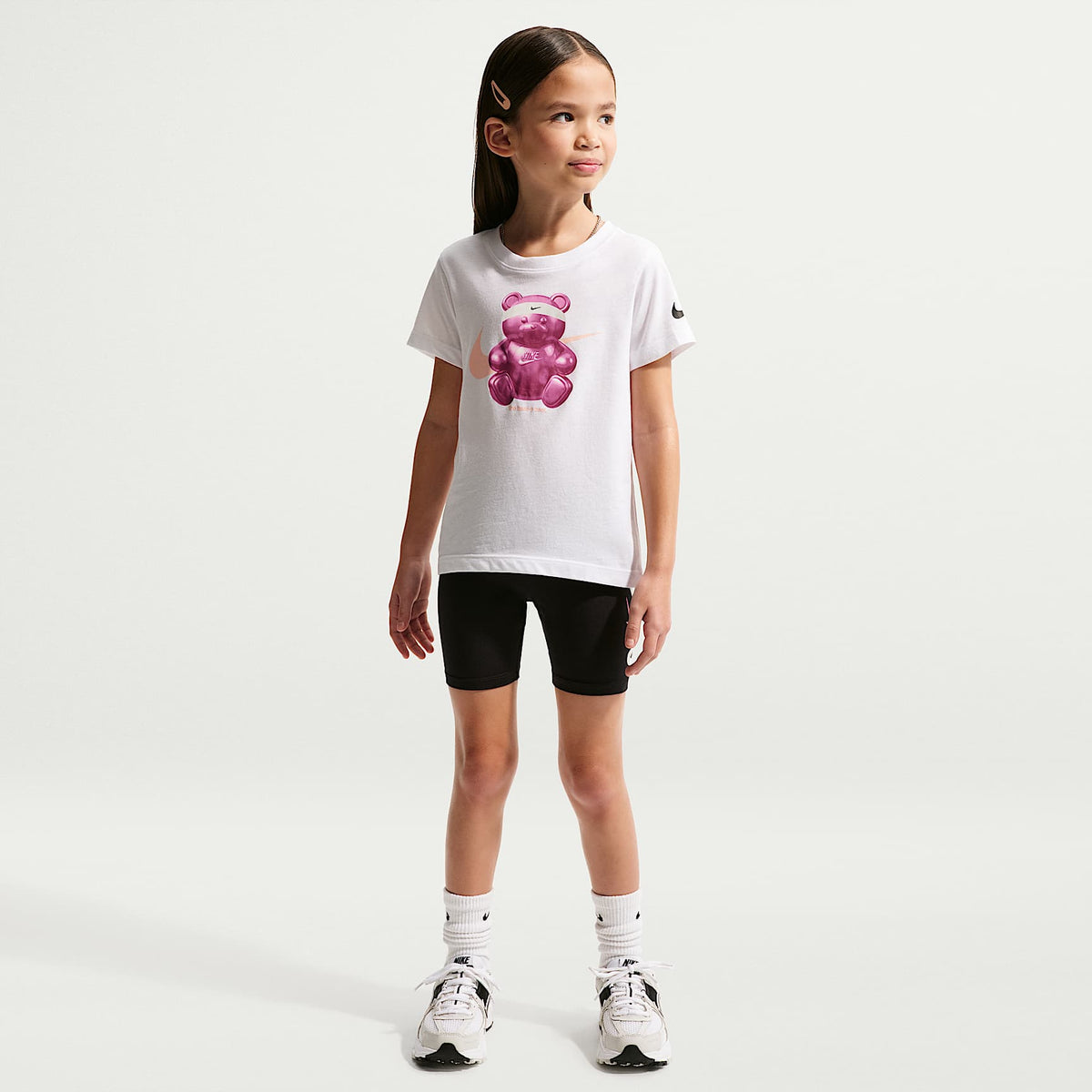 Playera con gráfico para niños talla pequeña Nike Sportswear – Blanco – vista 4
