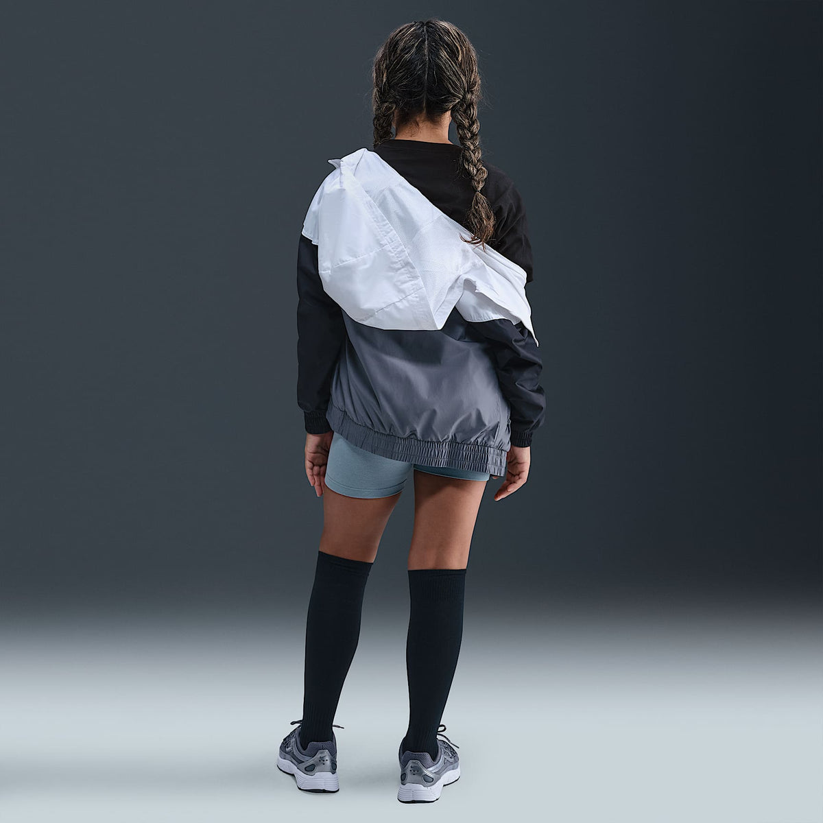 Playera para niña talla grande Nike Sportswear – Negro – vista 5
