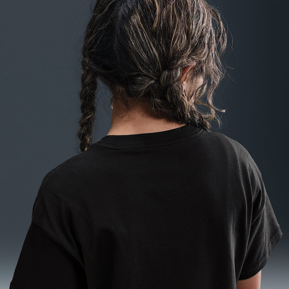 Playera para niña talla grande Nike Sportswear – Negro – vista 2