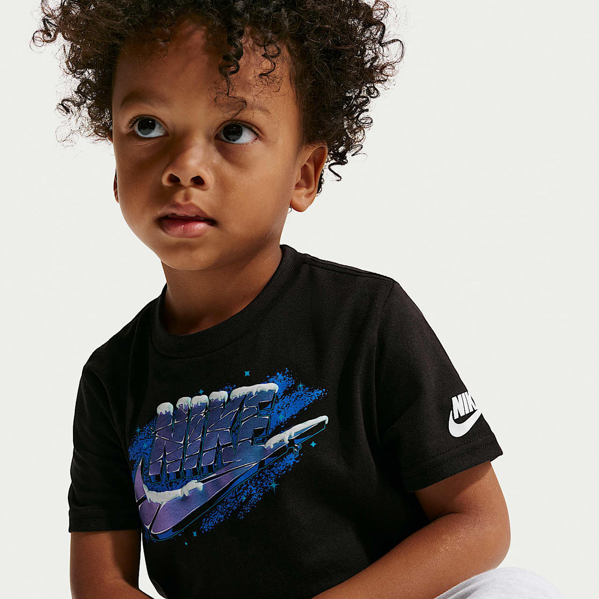Camiseta Nike Icy Futura