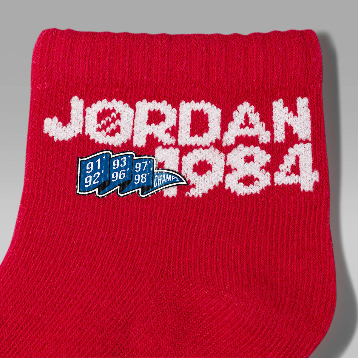 Calcetines de agarre Americana para bebé e infantil (3 pares) Jordan – Rojo universitario – vista 2