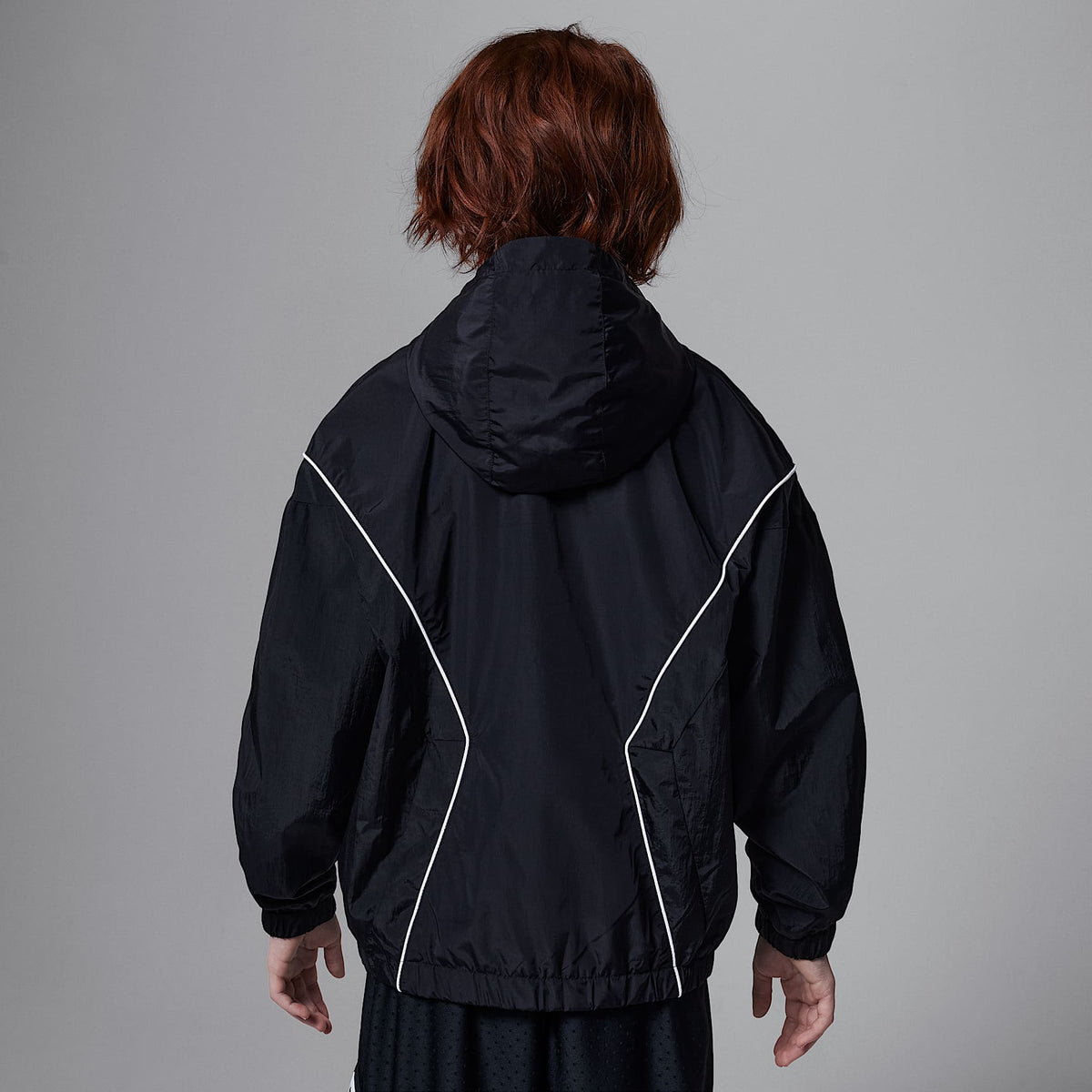 Chamarra Draft Essential para niños talla grande Jordan – Negro – vista 2