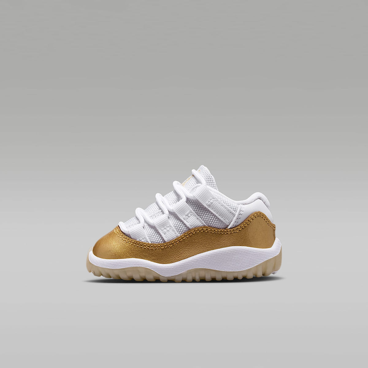 Jordan 11 Retro Low "Mother's Day" – Blanco/Oro team/Oro metalizado – vista 1
