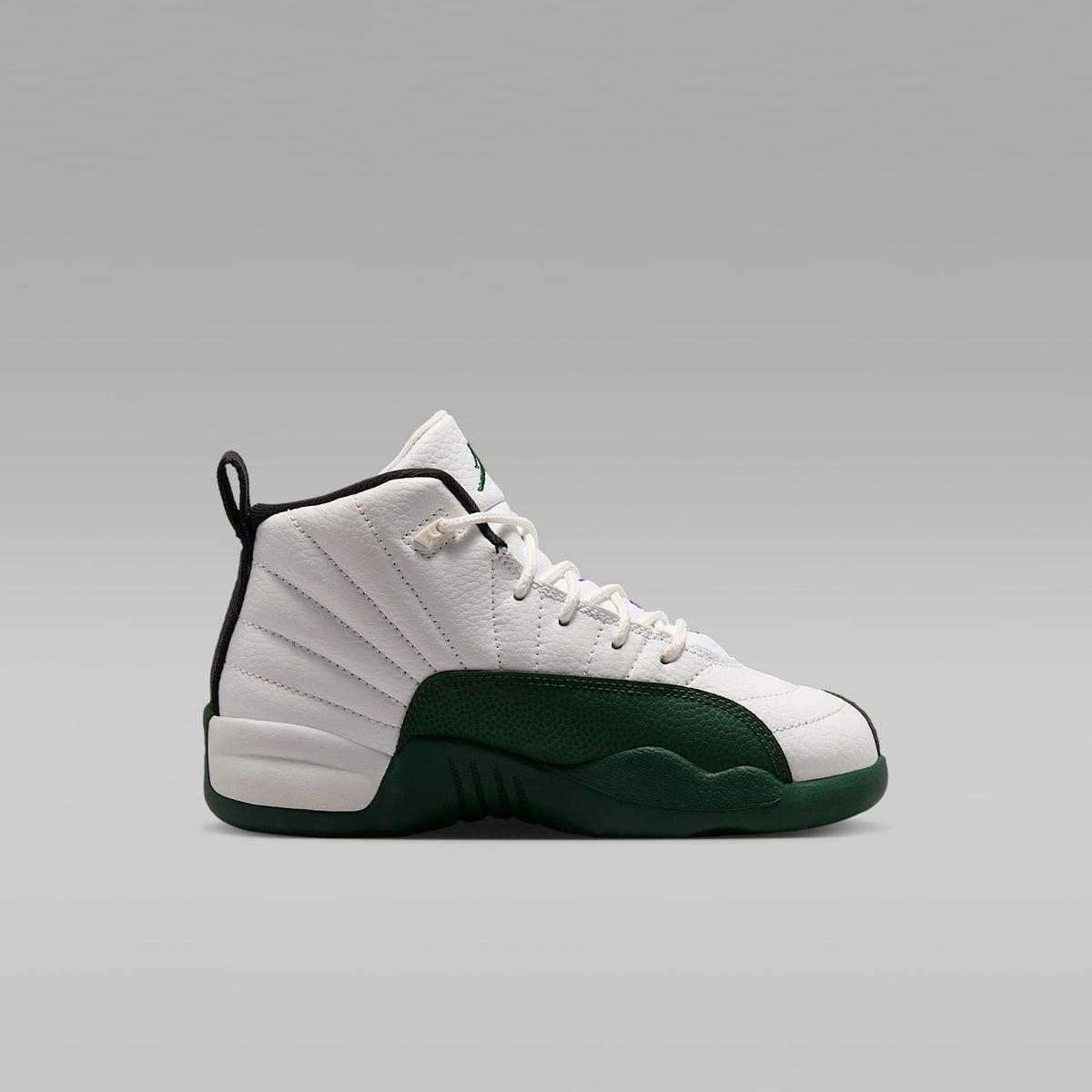Jordan 12 Retro "Idols Become Rivals" – Blanco cumbre/Morado feroz/Morado feroz/Verde desfiladero – vista 3